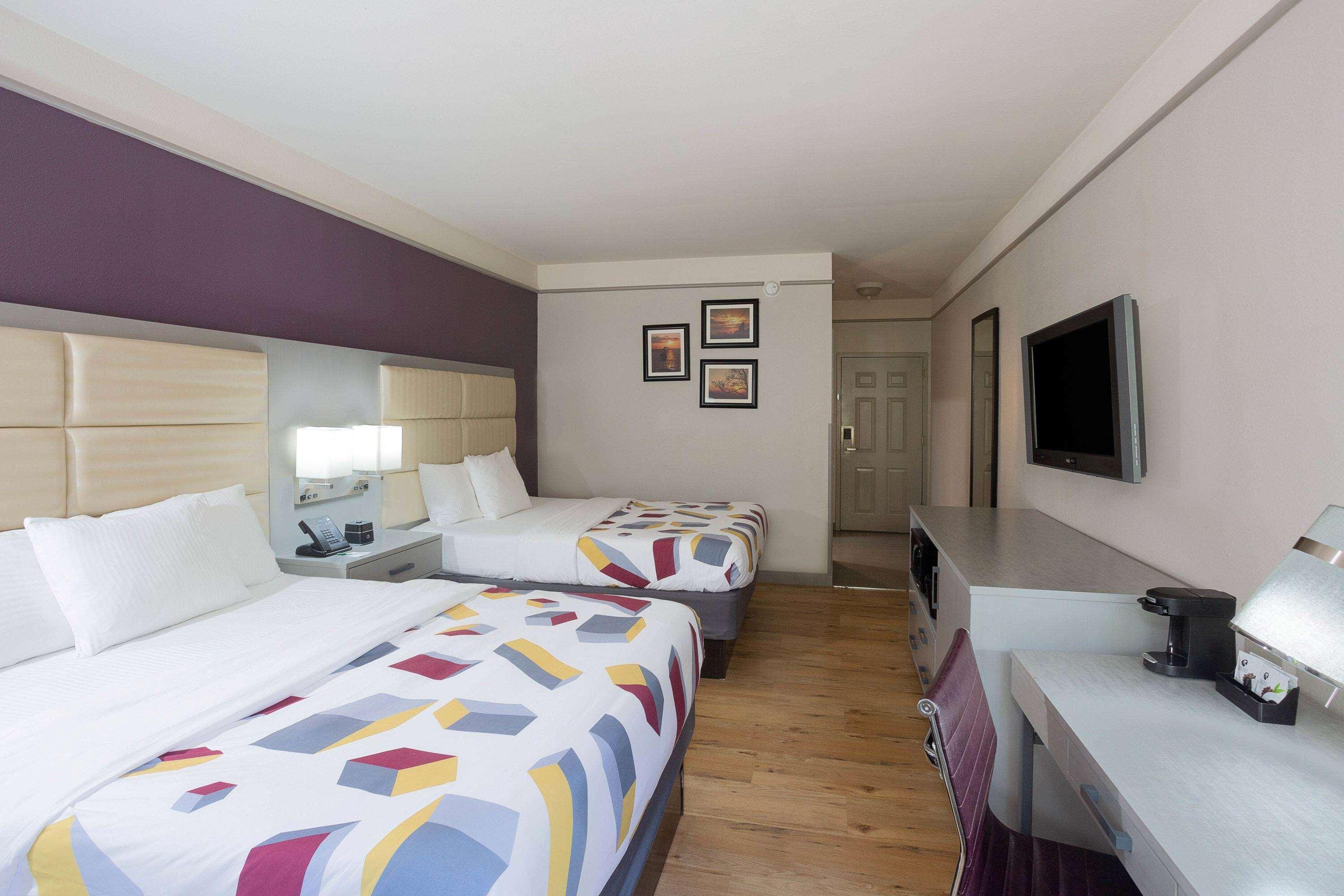La Quinta By Wyndham Mobile - Daphne Hotell Exteriör bild